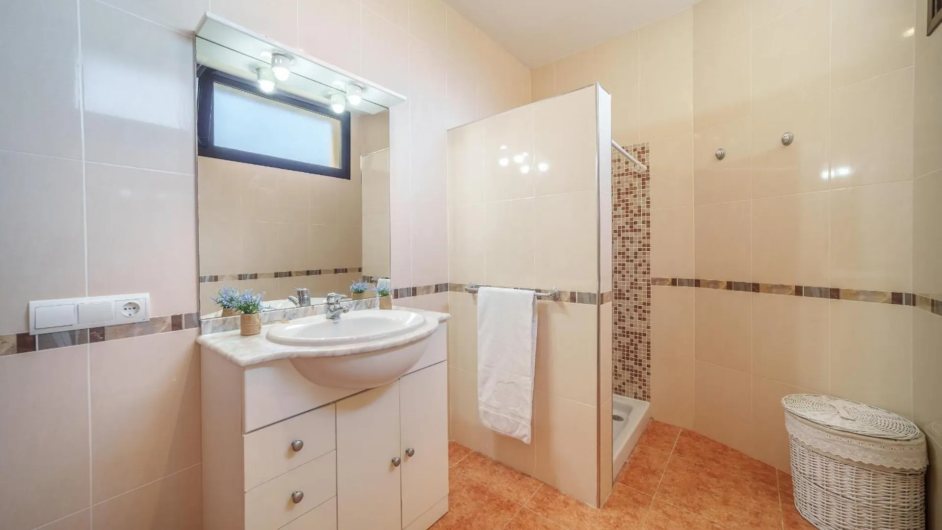度假居 E431 Villa Cabrera By Mallorca Villa Selection 阿尔库迪亚